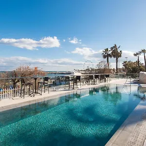 https://carihuela-beach-sun-private-apartment.1costadelsol.com