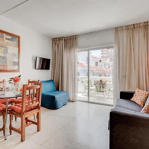 https://apartment-playa-de-las-americas.in-canary-islands.com